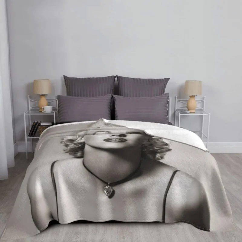 

Marilyn Monroe Sexy Star Blankets Flannel Spring/Autumn Portable Ultra-Soft Throw Blanket for Sofa Outdoor Bedding Throws