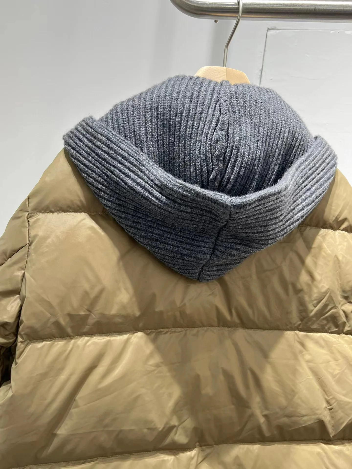 Пальто-бомбер на гусином пуху кашемир высокое качество