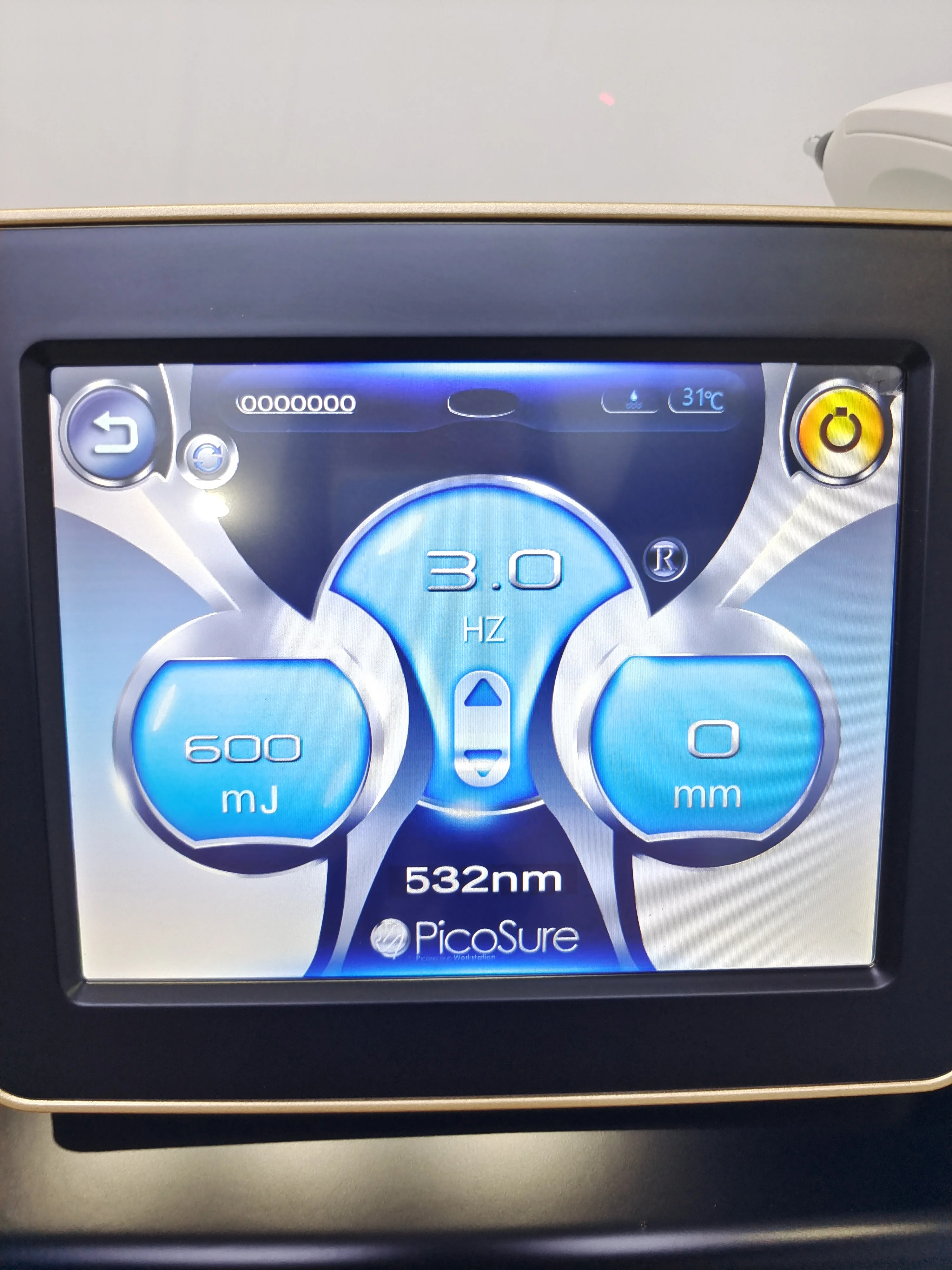 Портативная Pico Professional Nd11.11 Yag 1064NM лазерная машина для удаления татуировок 532NM Q