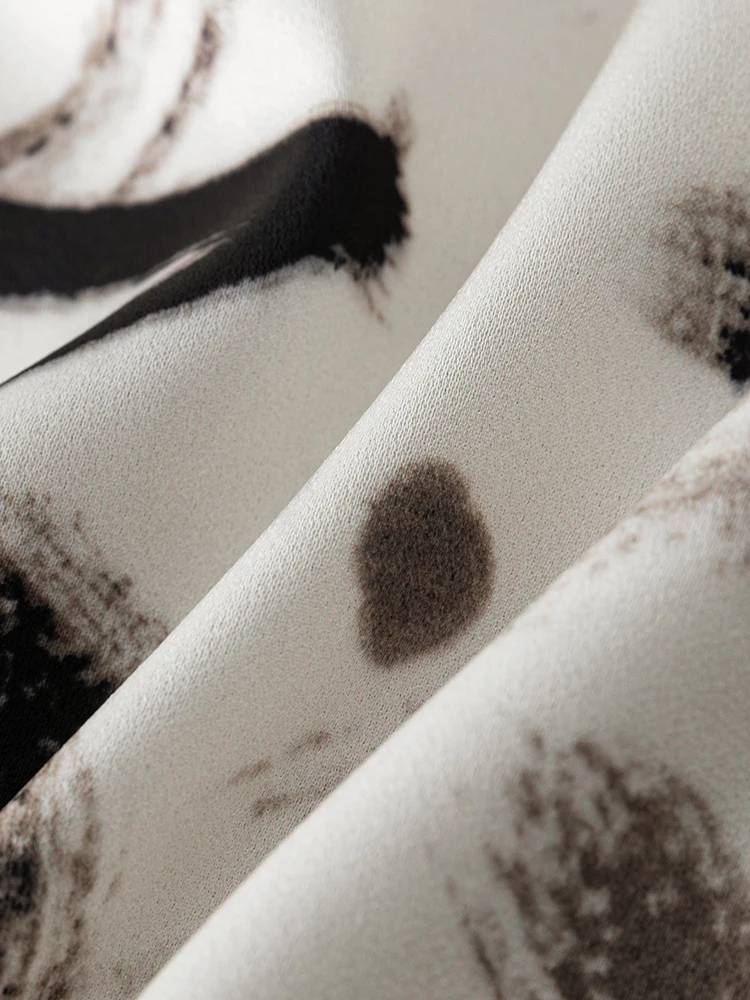 Okrągła spódnica damska ZIQIAO w chińskim stylu malowana tuszem jesień 2023 nowym z wysokim stanem średniej długości