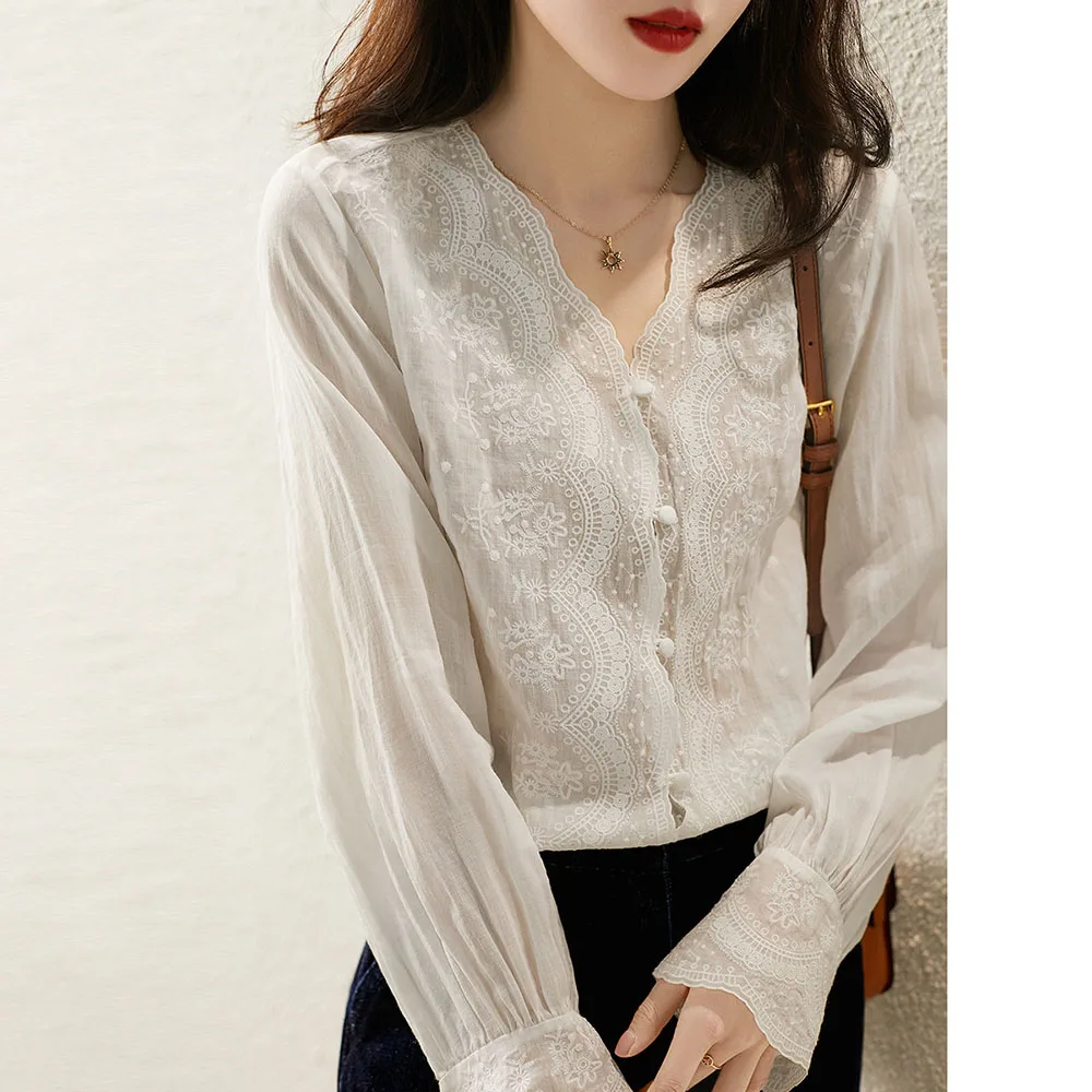 

Ladies Lace Stitching Shirt Japanese 2022 New Western Style White Cotton Bottoming Tops Elegant Embroidered Female Blouse Sweet