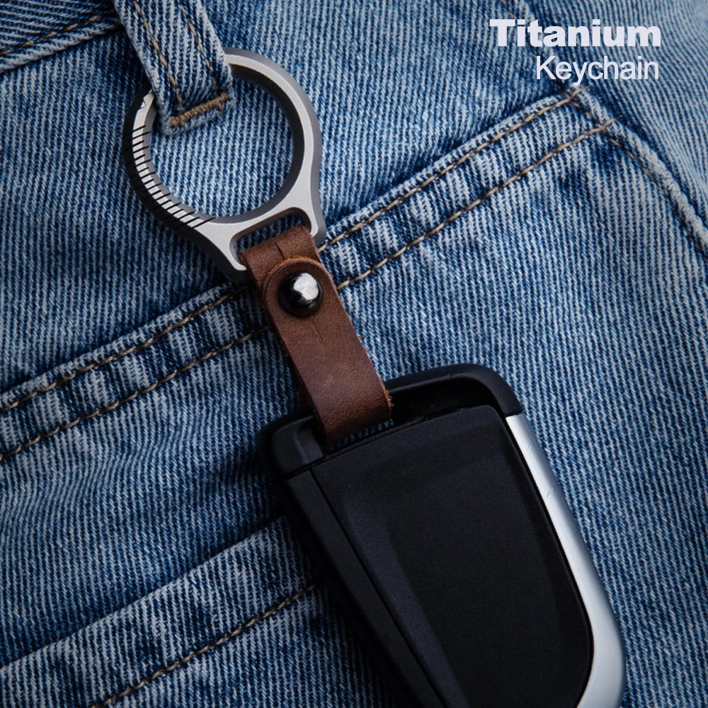 

Titanium Alloy Cowhide Leather Keychain Car Key Holder Waist Belt Buckle Carabiner Keyring Luxury Gifts For Men Women