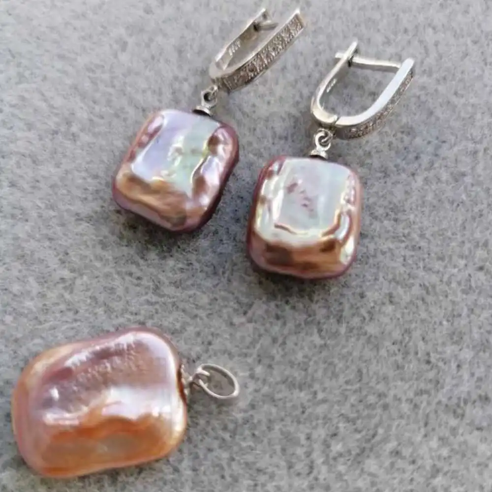 Серьги-подвески в виде сердца