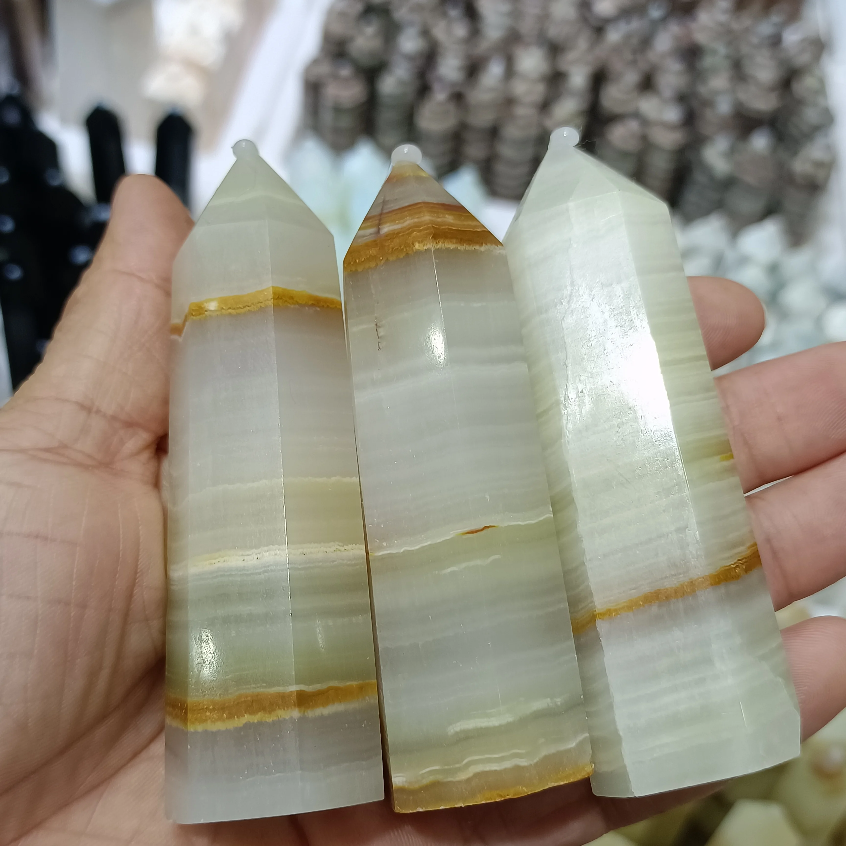 

Natural Afghan Jade Stone Little Column Crystal Energy Ore Home Office Decoration Craft Gifts Mineral Degaussing Ornaments 7-9cm