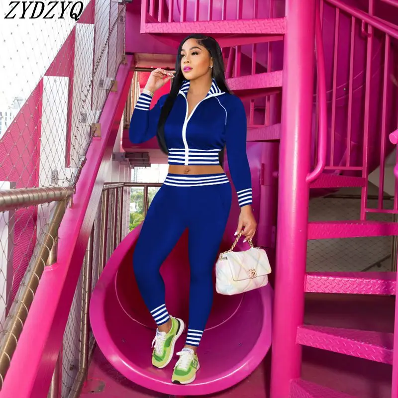

ZYDZYQ комплект из двух предметов, спортивные костюмы для женщин, осенняя мода, комплект из укороченного топа и брюк Y2k, Спортивная повседневная Уличная одежда, оптовая продажа