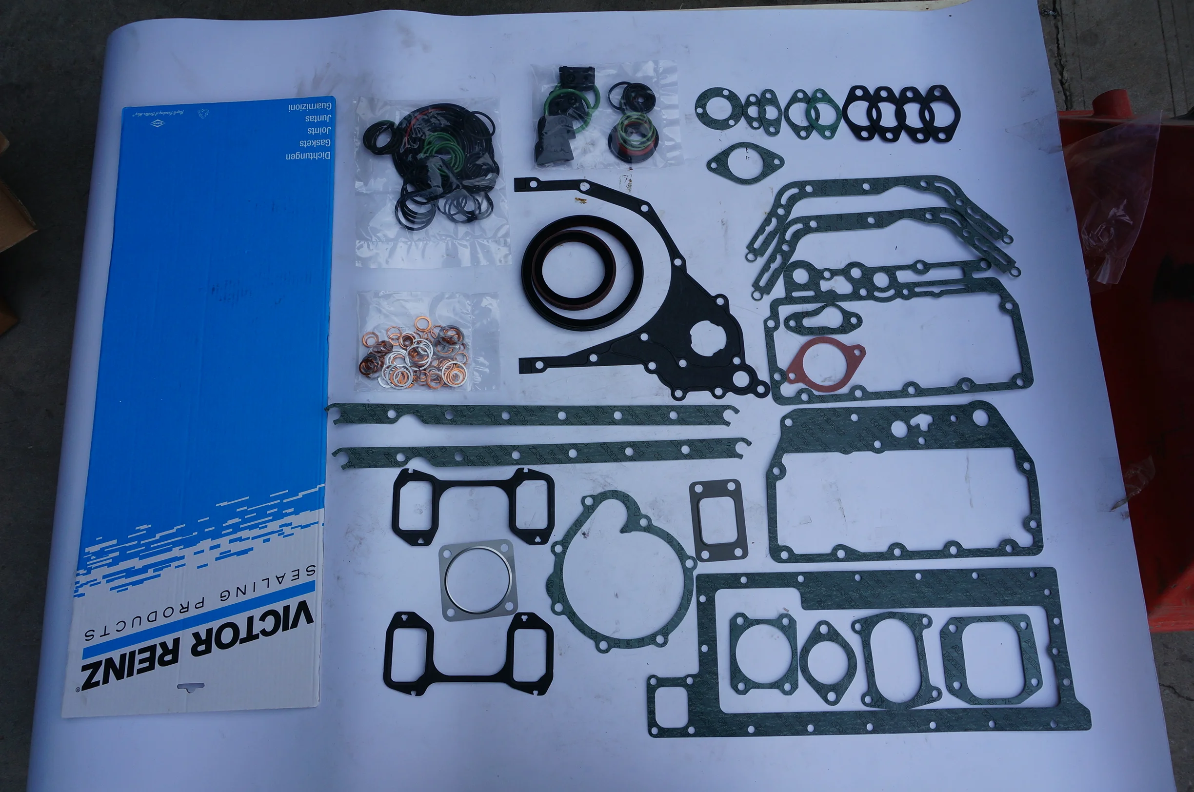 Комплект прокладок Deutz для BFM1013 реконструкция двигателя OEM заводская цена и фото |