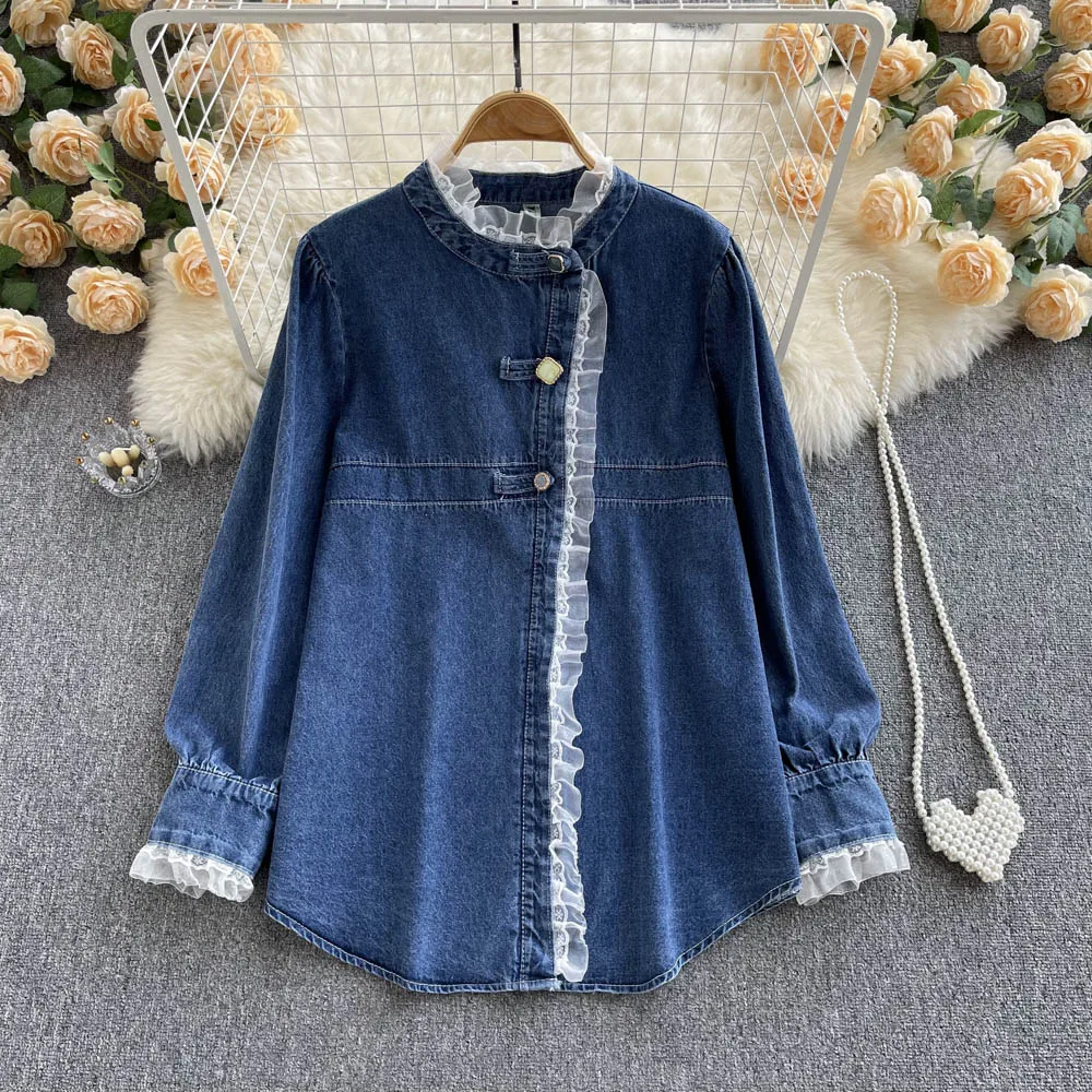 

2022 Spring New Style Temperament Fashion Design Sense of Minority Stand Collar Lace Splicing Foreign Style Denim Shirt Women
