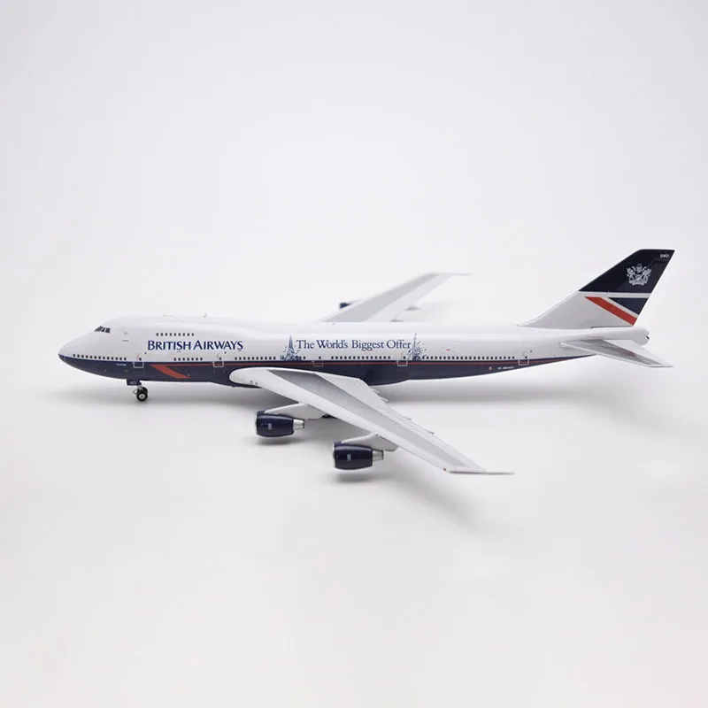 

Литые игрушки из сплава и пластика, модель 1:400