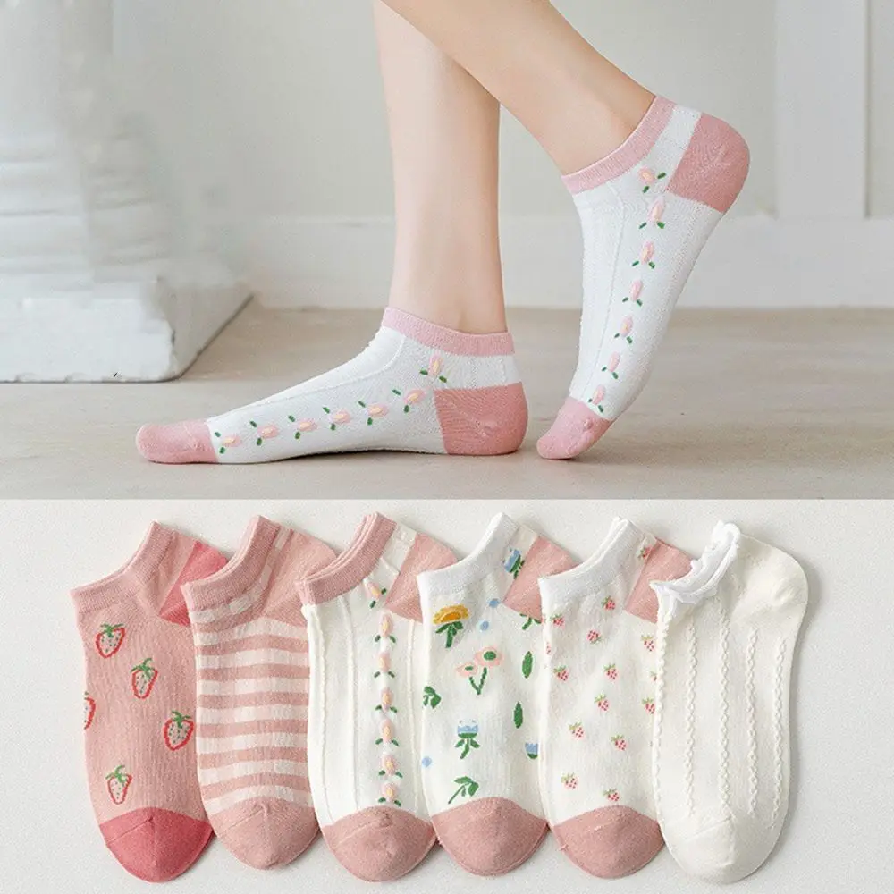 

Accessories Shallow Mouth Pink White Color Boat Socks Cute Strawberry Sweet Short Tube Socks Ankle Socks