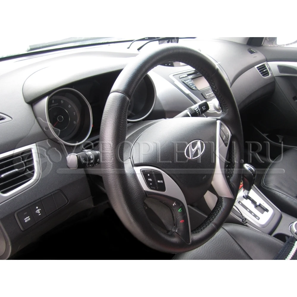 Оплетка на руль &quotHyundai Elantra" (Хендай Элантра) для кожаного руля - черная