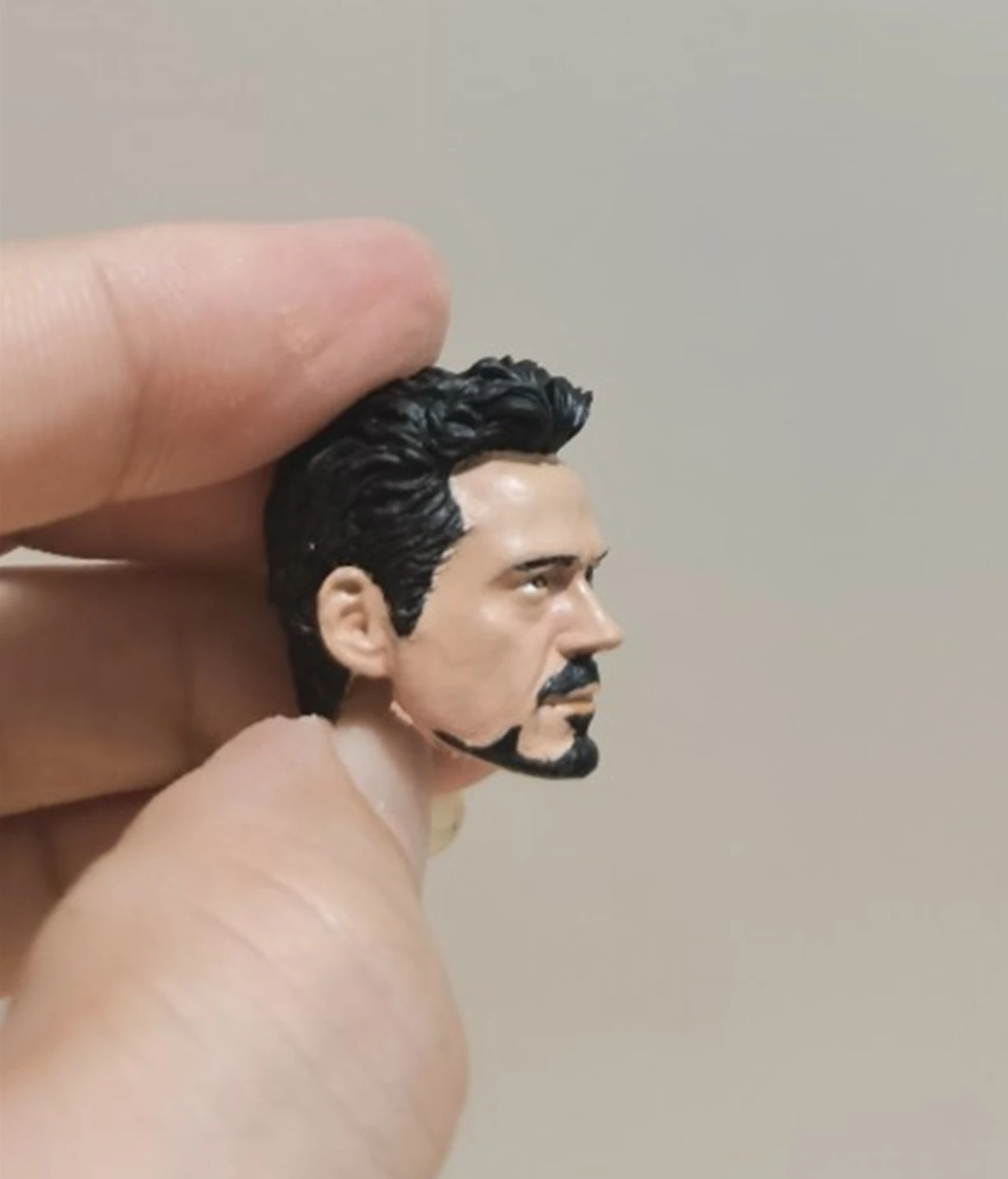 Варкрякер тони старка. Голова элвиса из пластилина. Tony lane. Голова тони старка. Панель головы тони старка.