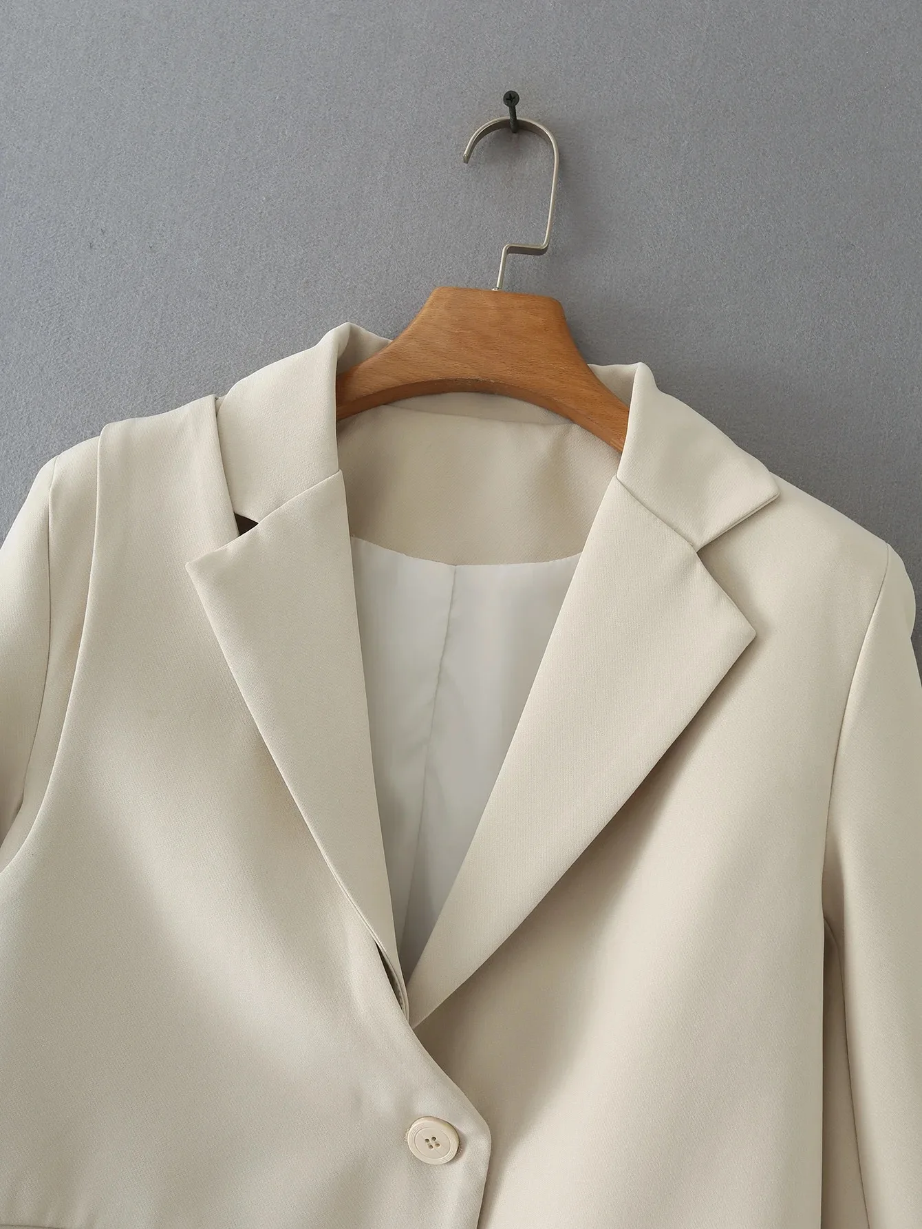 LXUNYI Solid Color Casual Blazers 2022 Suit jacket Women Spring Long Sleeve Loose Beige Fashion Work Blazer Lady Coat