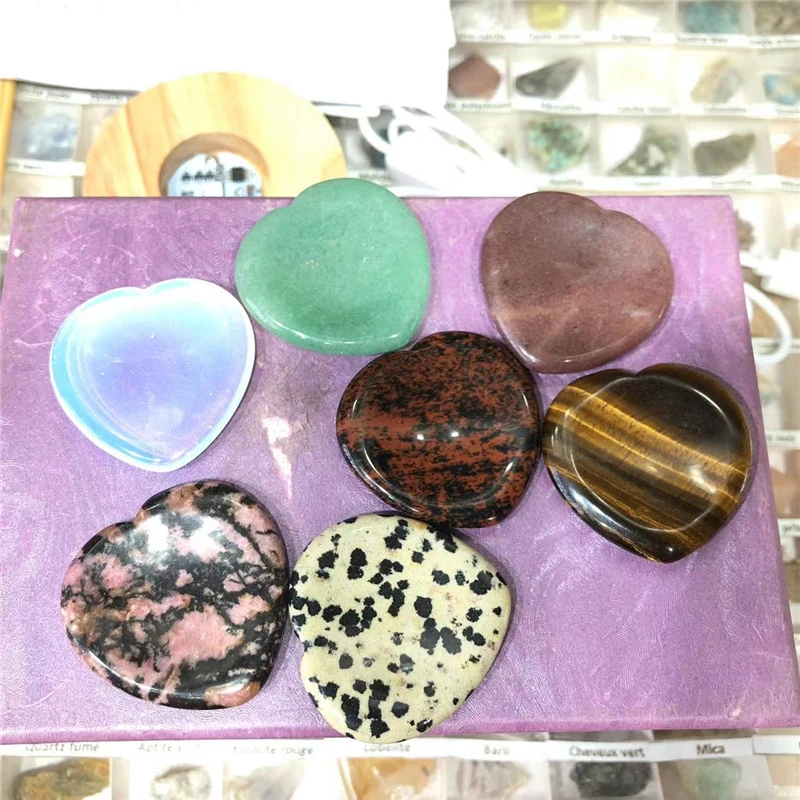 

1Pcs 30MM Natural Love Puff Heart Shaped Healing Crystal Quartz Gemstone Pocket Palm Worry Stones Gift For Jewelry Pendant