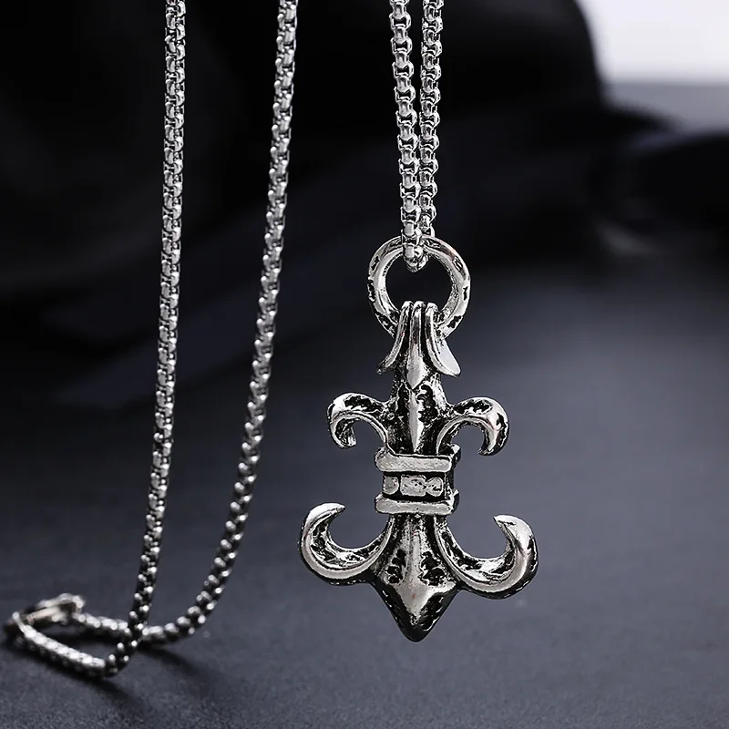 

2022 Vintage Double Horn Necklace Punk Alloy Pendant Pearl Chain Necklace Men's Women's Silver Hip Hop Jewelry Pendant Necklace