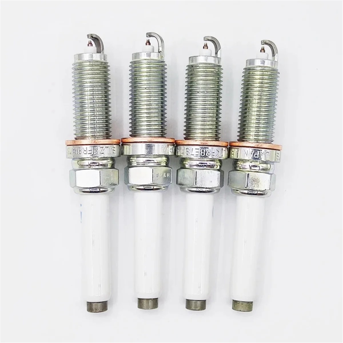 Свеча зажигания A 0041597903 SILZKFR8E7S для Mercedes-Benz A-CLASS W176 W177 V177 A160 A180 A200 A220 A250 A260 A45 2012-