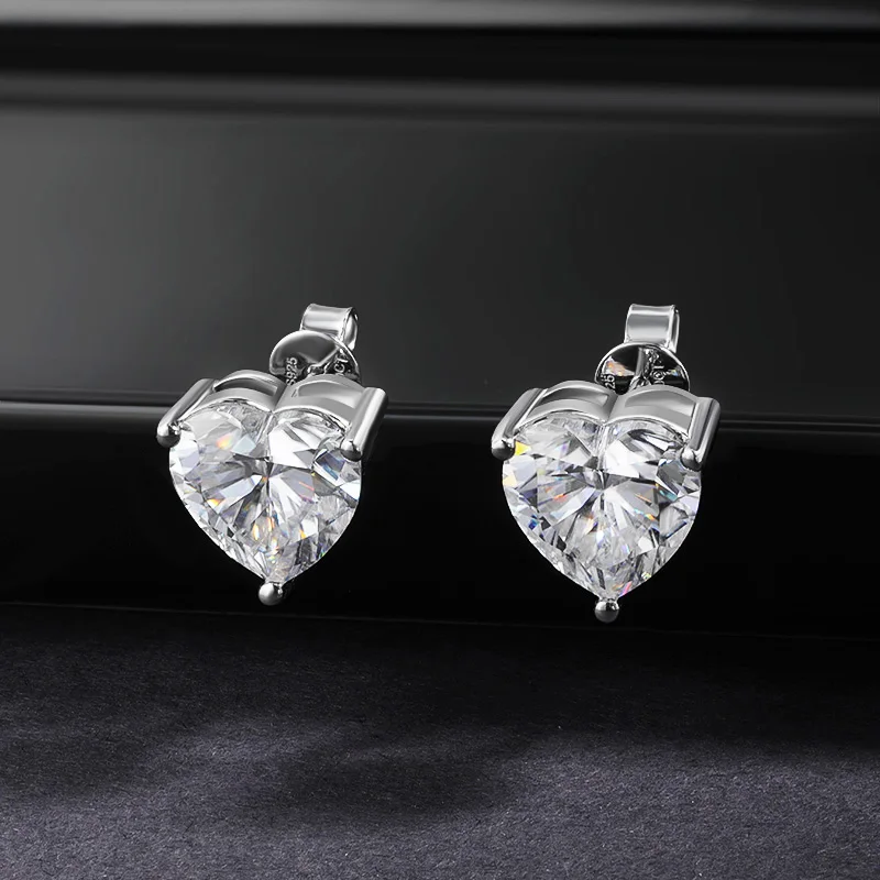 Фото Onnelik 1CT Серьги-капли из настоящего муассанита в форме сердца S925 Серьги из чистого серебра с выращенным в лаборатории изумрудом Колумбии для женщин Изящные ювелирные изделия №2