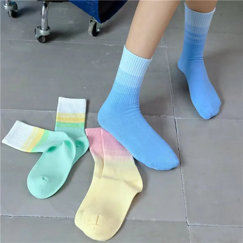 3pairs Gradient Color Socks for Women Breathable Cotton Sweat-absorbing Girls Sock Casual Comfortable High Quality Ankle Sox