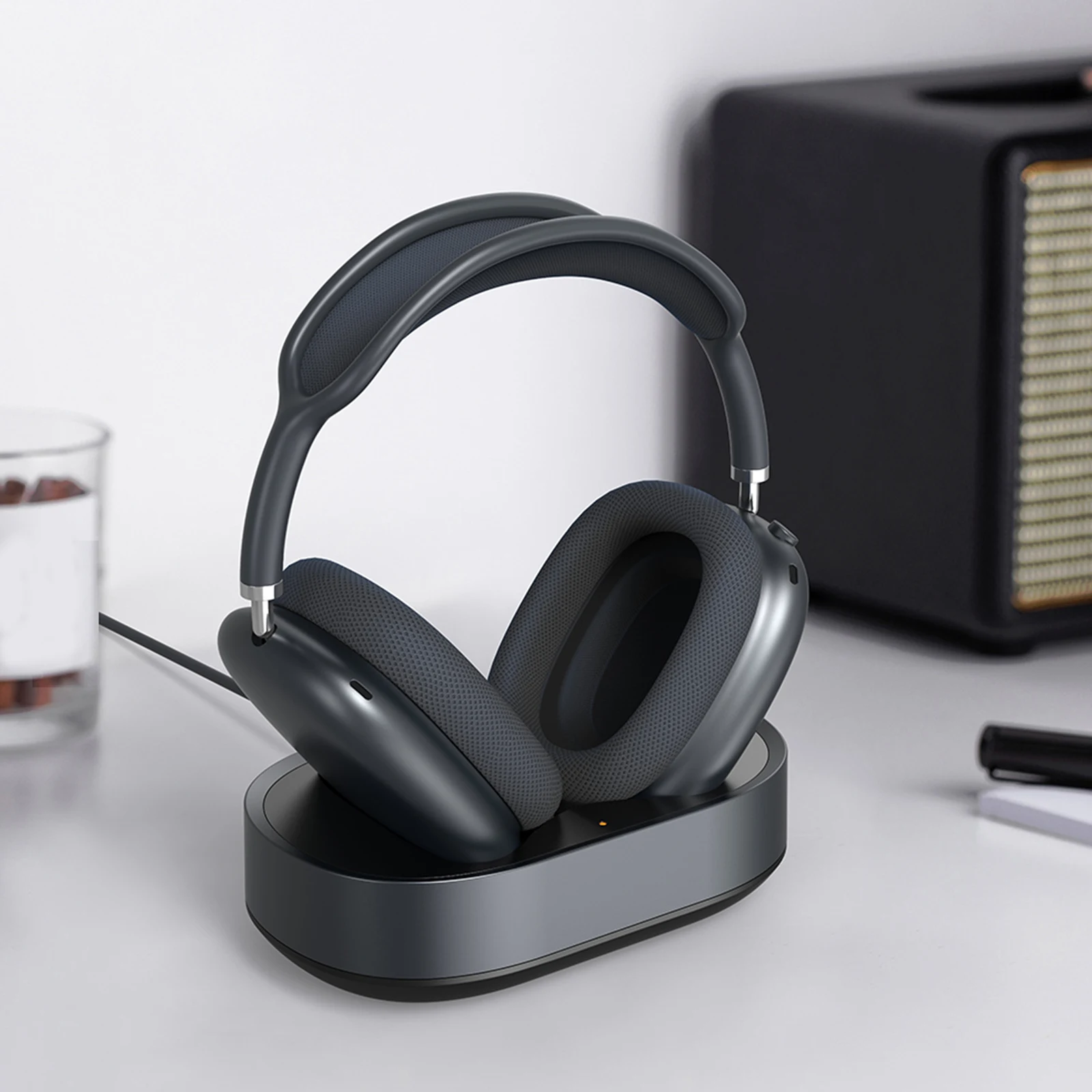 Фото Зарядная станция для наушников, подходит для AirPods Max, аксессуары для наушников, настольный держатель для гарнитуры с двумя разъемами, защита от царапин №4