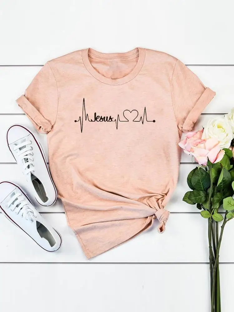 

Повседневная одежда с принтом, футболка с графическим рисунком, летний женский топ с коротким рукавом и надписью Love Heart Faith, модная футболка, женская футболка