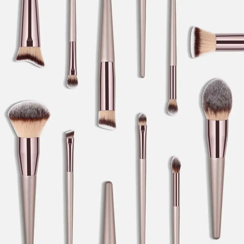 

1pcs Fashion Brush Contour Blush Makeup Professional Foundation Eyeshadow Eyebrow Powder Makeup Brush Makeup Tools