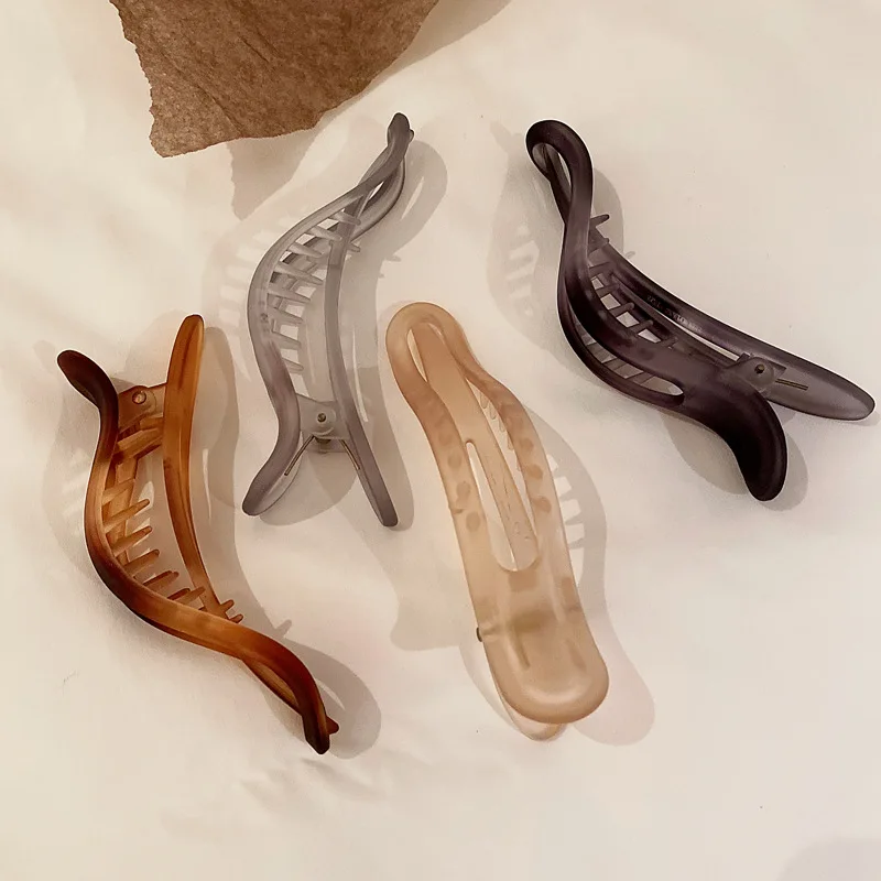 

Hair Style Hairpins Banana Hair Clip for Women Solid Shape Hair Claw Twist Ponytail Holders Hair Accesories Head Bands