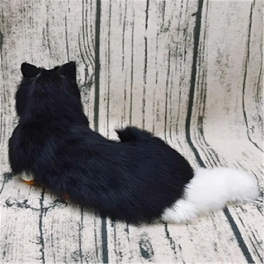 

Realistic Plush Husky Dog Model Fur Crafts Companion Toy for Birthday Gift Simulation Ornament in Vivid Look