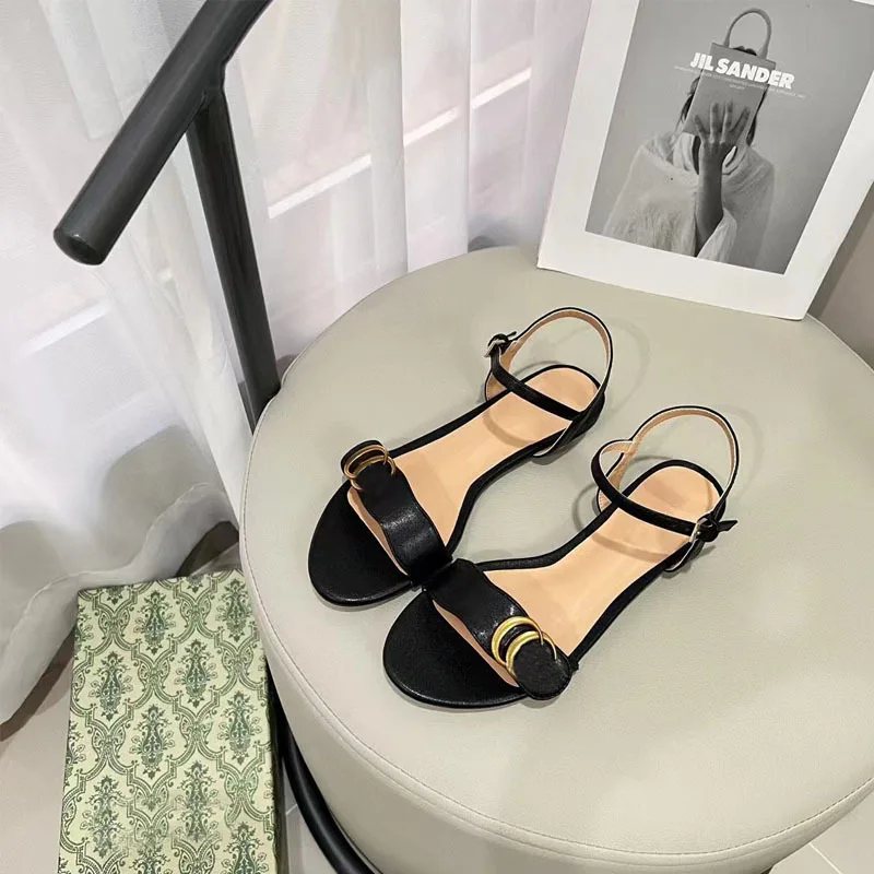 Женские сандалии черные туфли для женщин большой размер с пряжкой и ремешком 2024