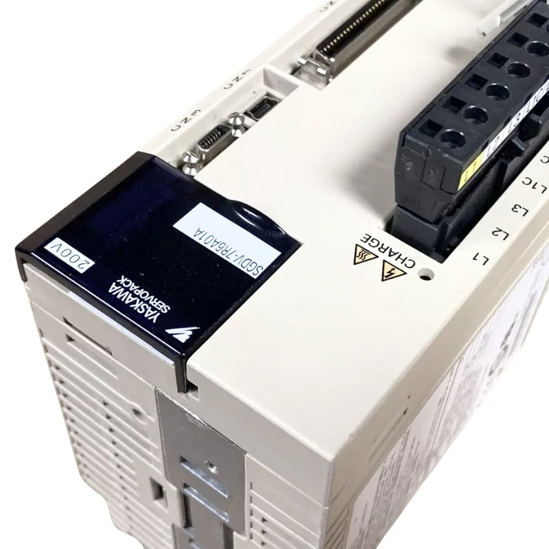 Новый сервопривод SGDV-7R6A01A Yaskawa ускоренная доставка