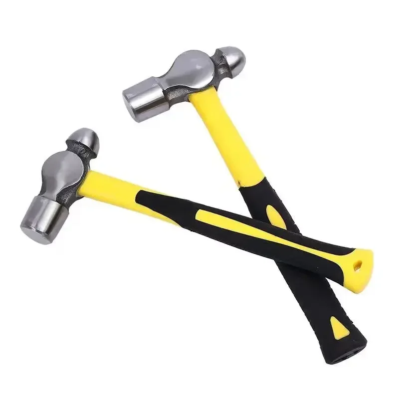 Металлический молоток с круглой головкой и резиновой ручкой ручной инструмент