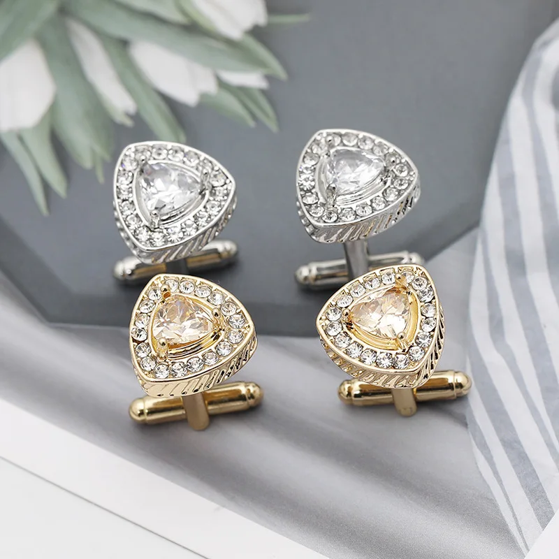 

ZXMJ Fashion Shirt Cufflink Luxury Men's Tie Clips Diamond Triangle Cufflinks For Men Senior Man Jewelry Collar Clip Accessorie
