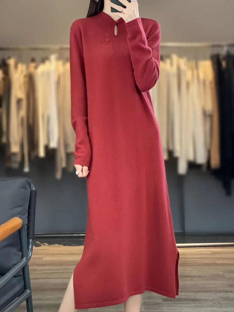 Жаккардовое трикотажное платье из ангоры с вышивкой женское одношаговое средней