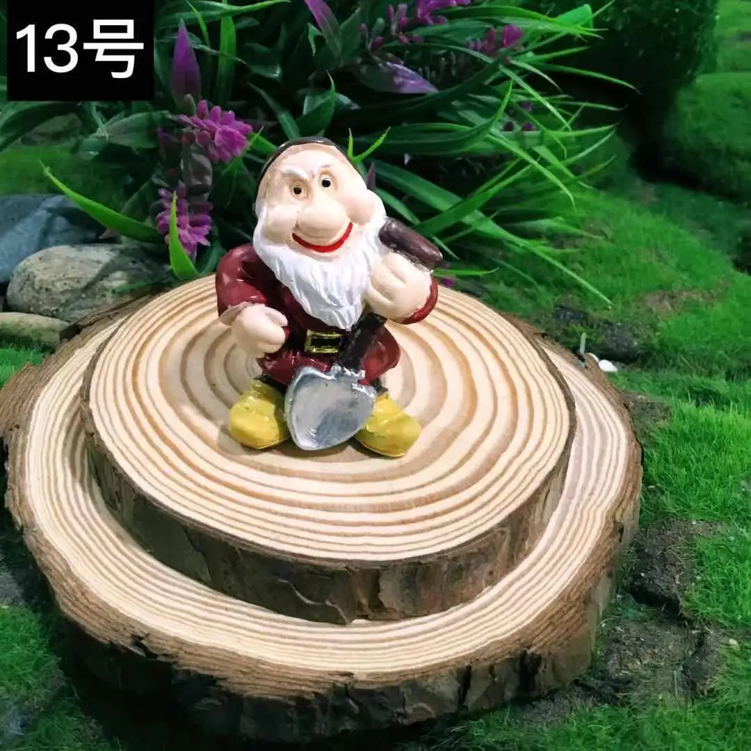 

Фигурки гномов MOONBIFFY из смолы