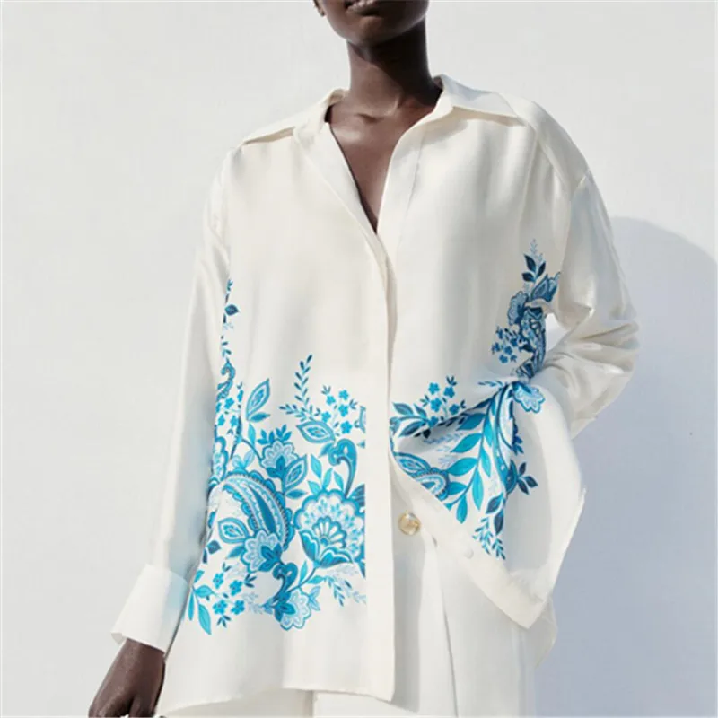 

PB&ZA2022 Spring New Women's Fashion Retro Western Style Long Sleeve Lapel Asymmetric Hem Printed Long Sleeve Drape Shirt