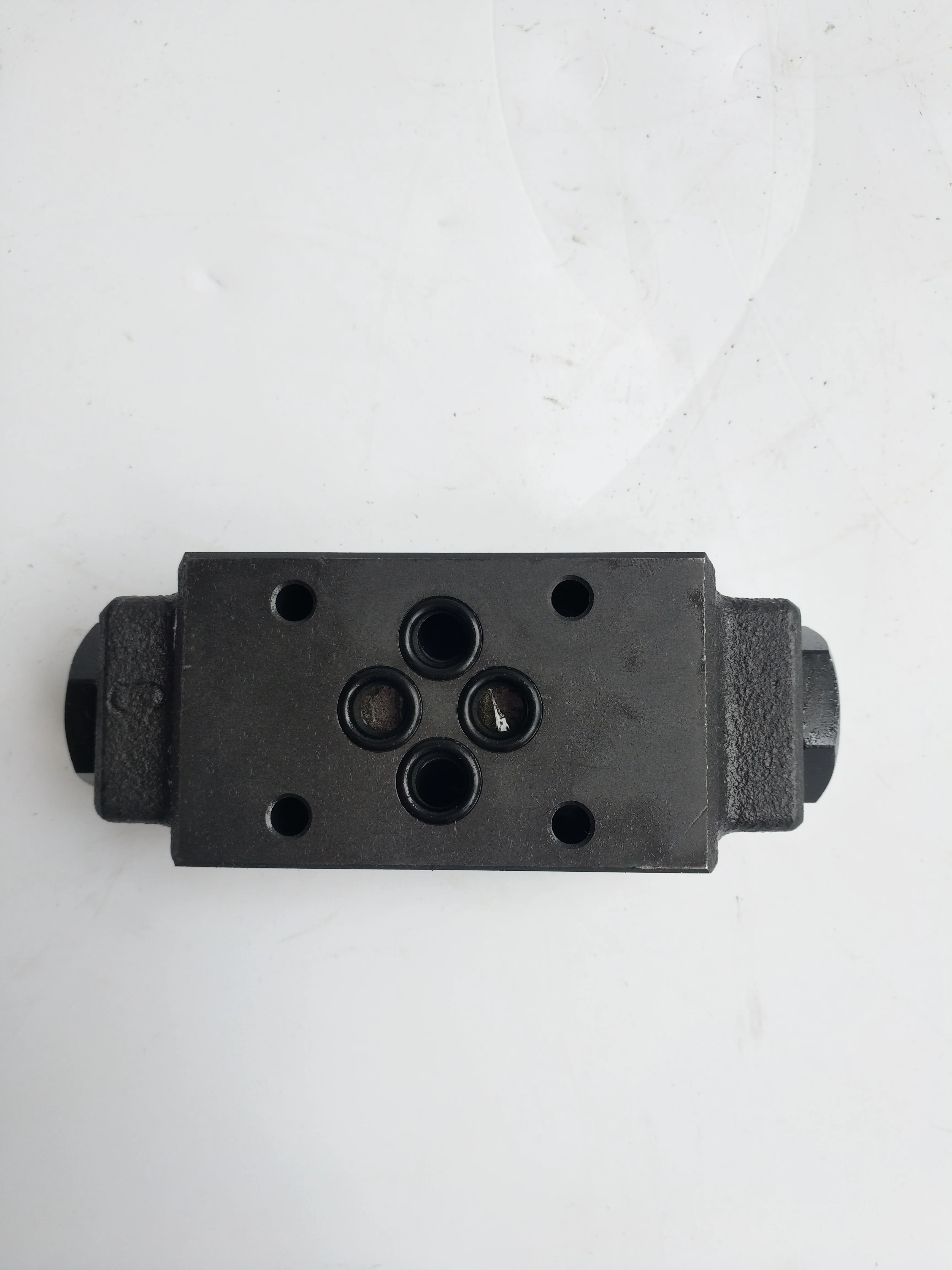 Контрольный клапан CML MCV MPC Series 02A 02B 02W 03A 03W 03B 03T 02T 02P 03P 06