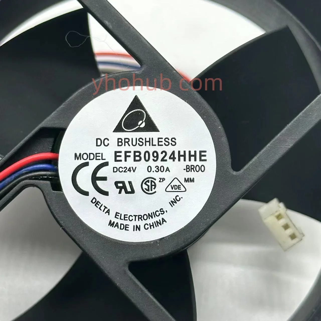 Delta Electronics EFB0924HHE BR00 3620909911 DC 24V 0.30A 90x90x38mm 3-проводной охлаждающий вентилятор для