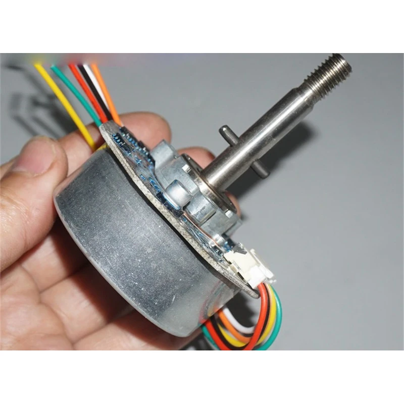 

950rpm DC12V-24V Nidec 42F704M450 External rotor CLK brushless motor built-in driver