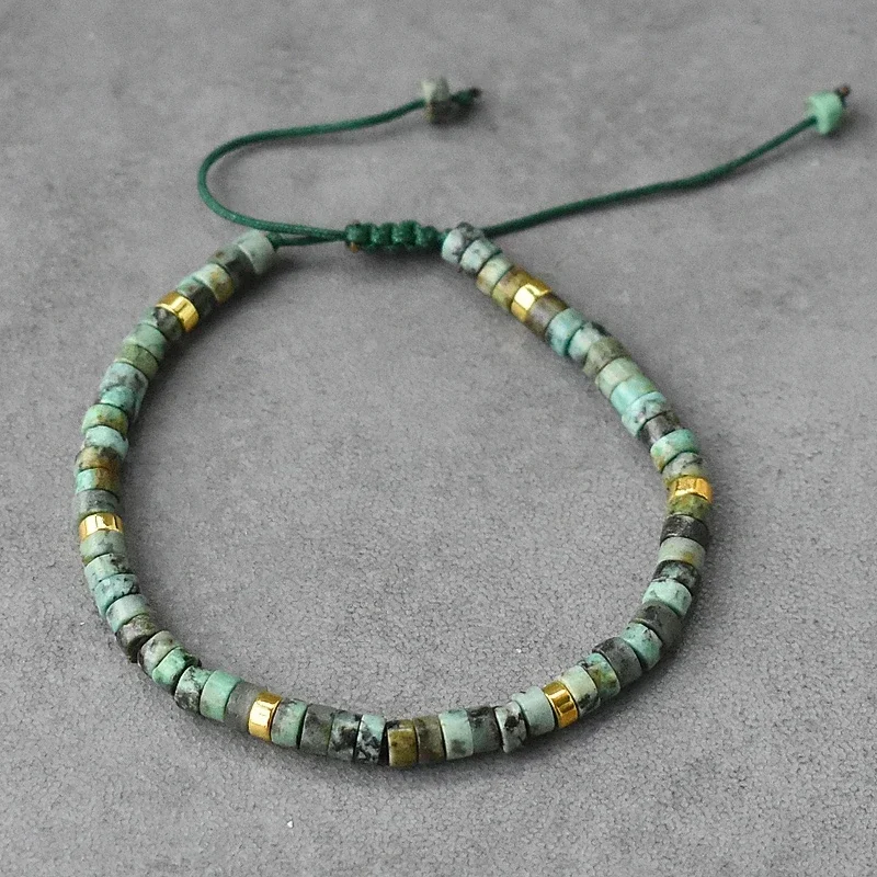 Регулируемый браслет из натурального камня