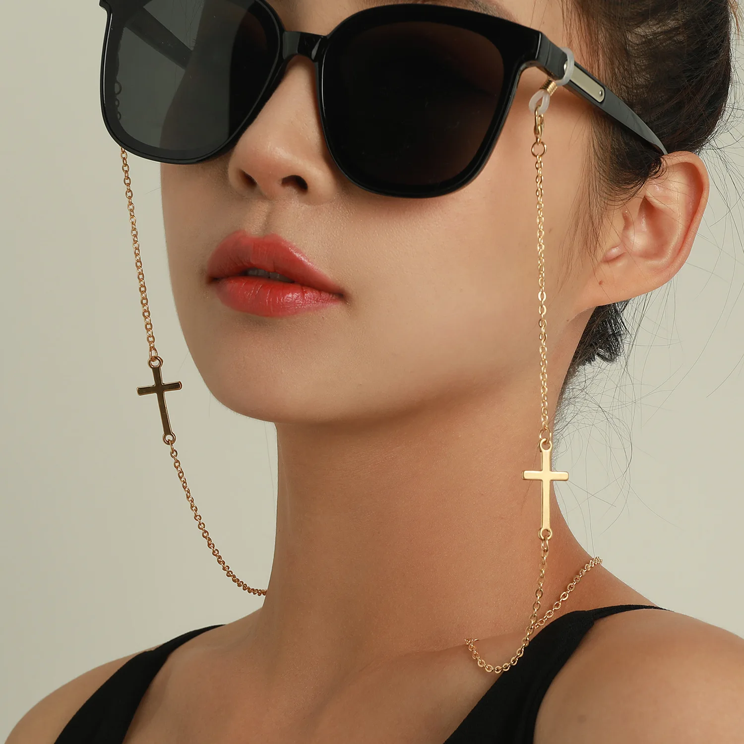 

Jewelry Symmetrical Metal Cross Glasses Chain Femininity Multi-purpose Mask Non-slip Lanyard Eyewear Chain