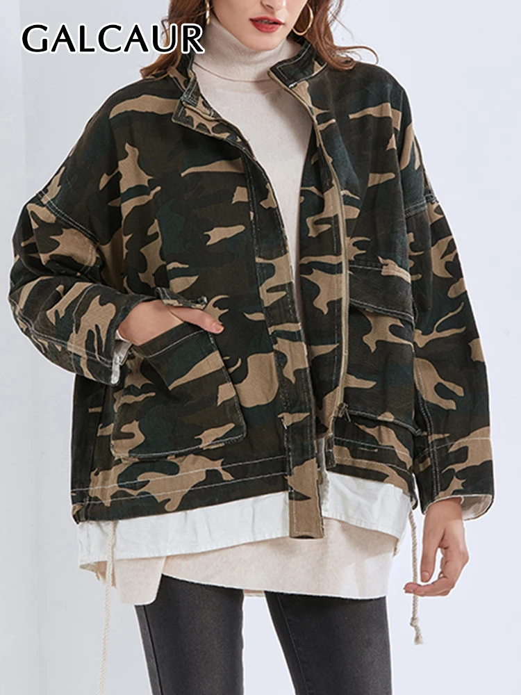 

Куртка женская джинсовая свободного покроя, однобортная, на молнии, с отворотом и длинным рукавом