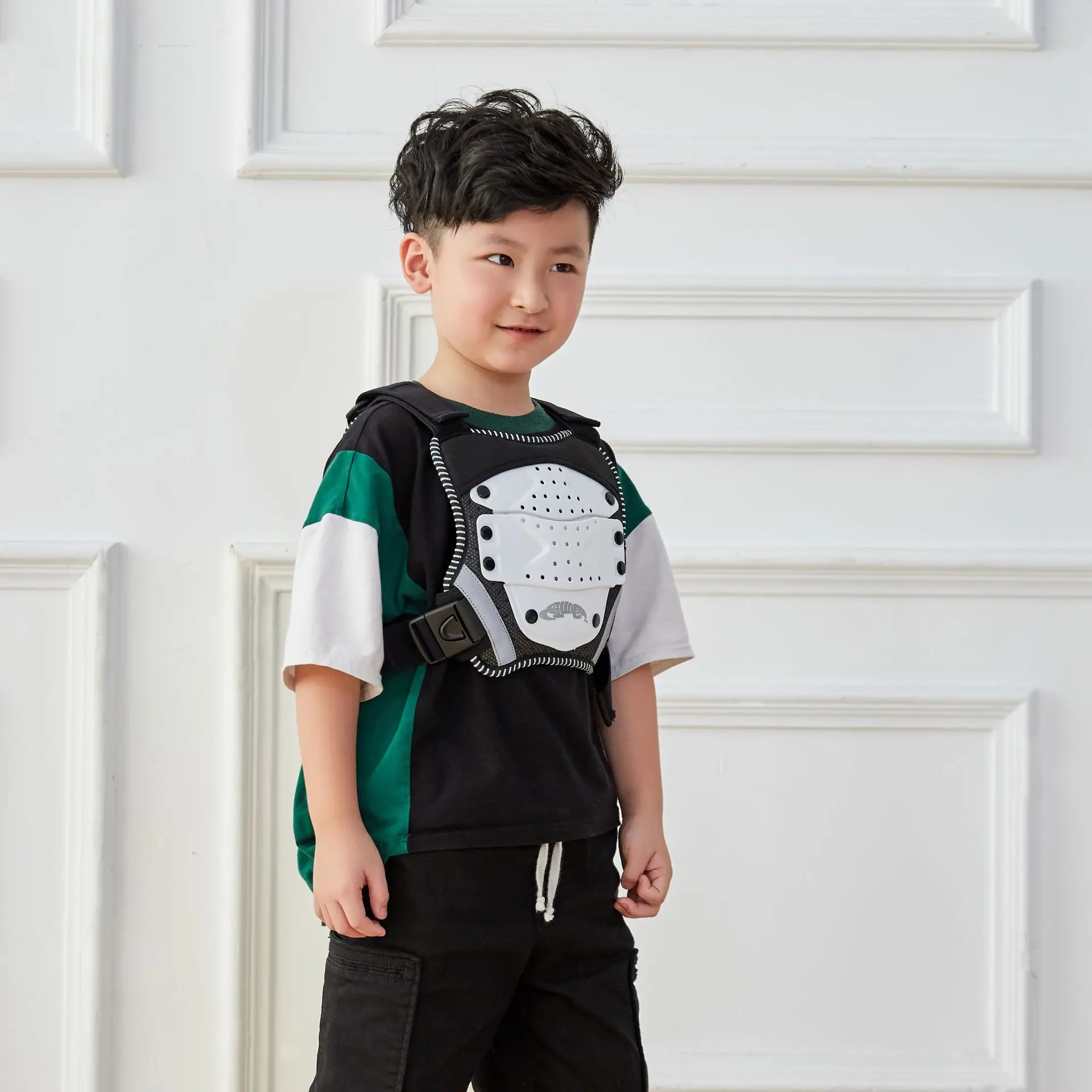 

New soft rubber armor for children's armor, chest protection and back protection for cross-country riding, sliding bike armor