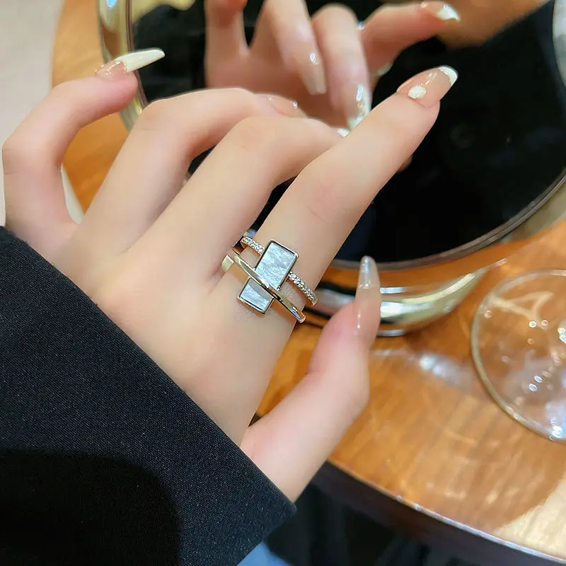 

Fashion Women's Zircon Open Rings