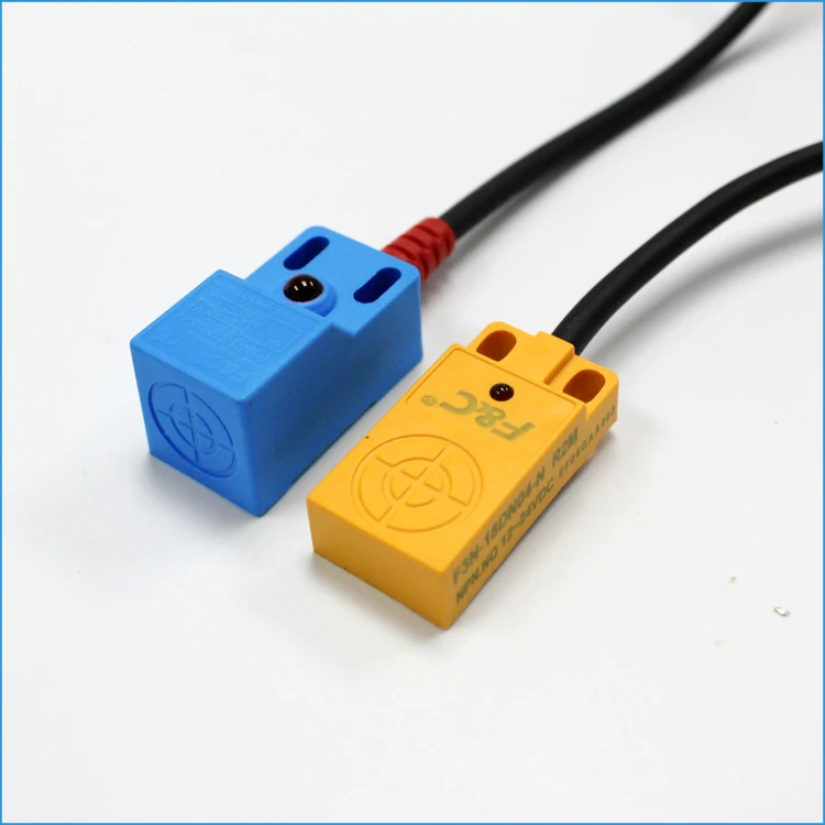 

Q18 rectangular 5mm inductive sensor PNP 3 wires proximity switch with Rohs Replaces SN04-N