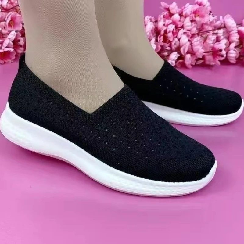 

Женские кроссовки без шнуровки, на плоской вулканизированной подошве