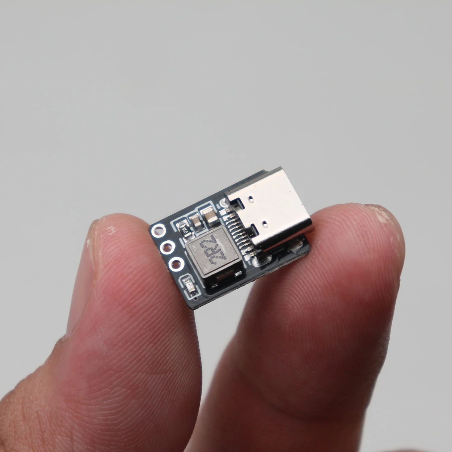 Фото Модуль быстрой зарядки литиевых аккумуляторов IP2326 2S/3S с USB Type-C, зарядное устройство BMS, DC 5В до 8.4В/12.6В для плат литий-ионных батарей №1