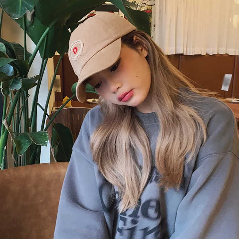 

Korean Fashion Baseball Cap Women's American Retro Net Red Cap Summer Sun Shading hat