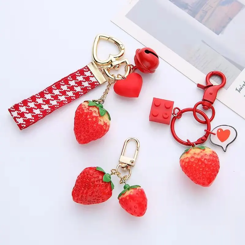 

1PC Strawberry Red Heart Keychain Keyring For Women Girl Jewelry Simulated Fruit Cute Car Key Holder Keyring Best Friend Gift