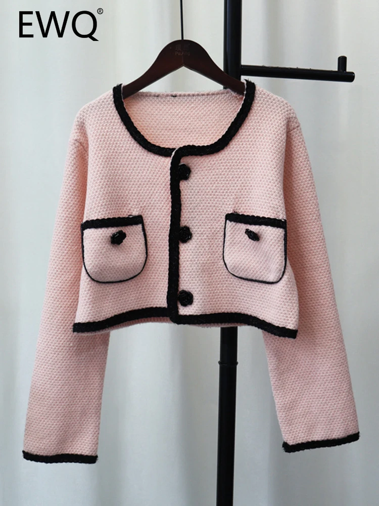 

Корейский шикарный женский кардиган EWQ, вязаный однобортный свитер с квадратным вырезом, контрастные Цветные Лоскутные Свитера, Новинка осени 2023