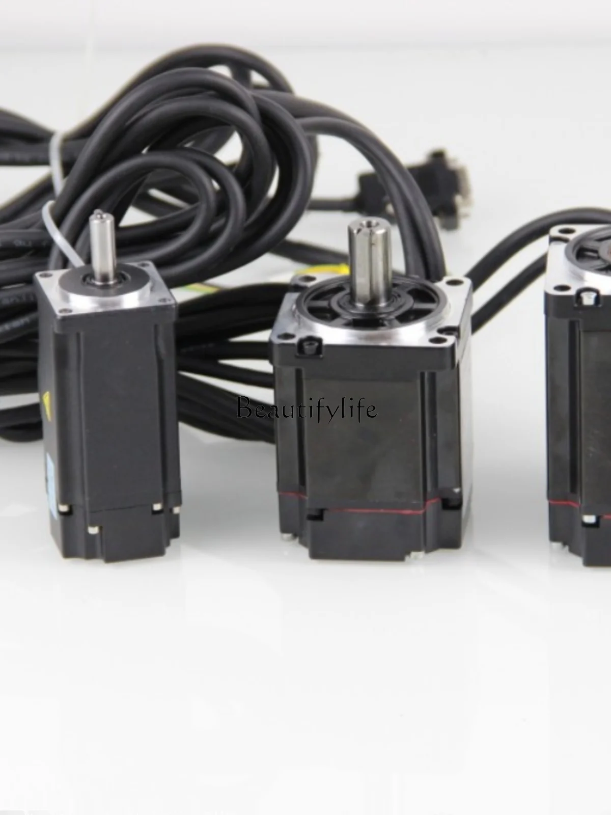 Серводвигатель низкого напряжения 24 В/48 В постоянного тока 200 Вт/кВт инкрементный