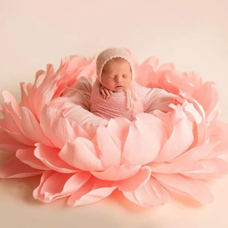 Newborn Photography Props Flower Blanket Baby Take Photo Accessories Lotus Cushion Posing Newborn Shoot Petal Photography Props
