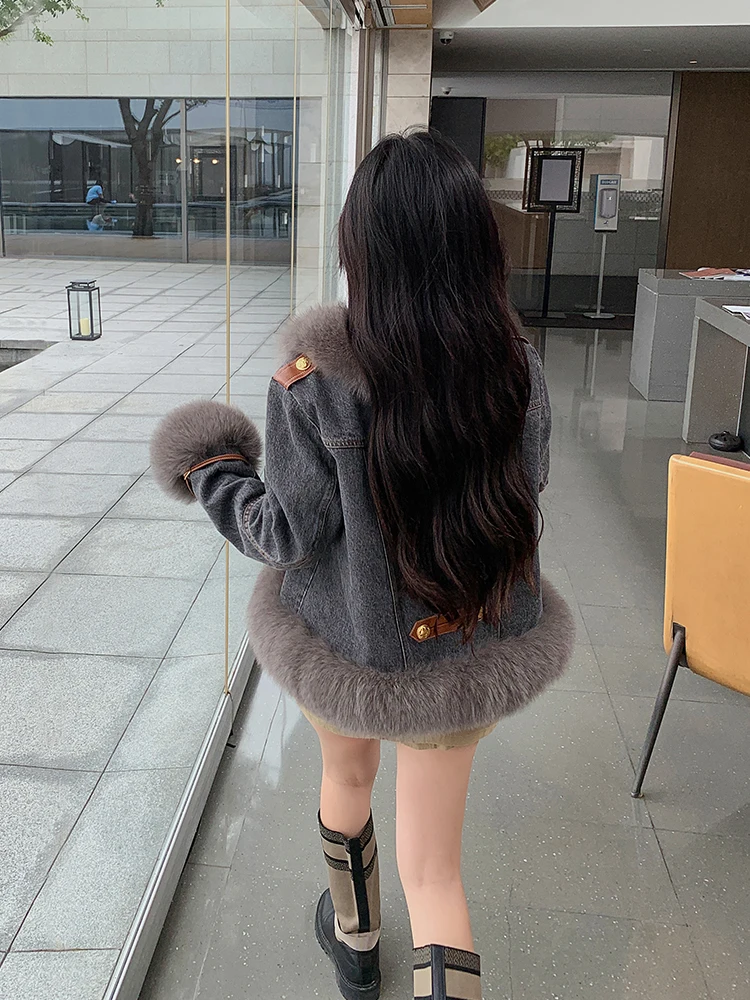 New Fox Fur Fur Women's Short Goose down Liner Young Fashionable Jacket